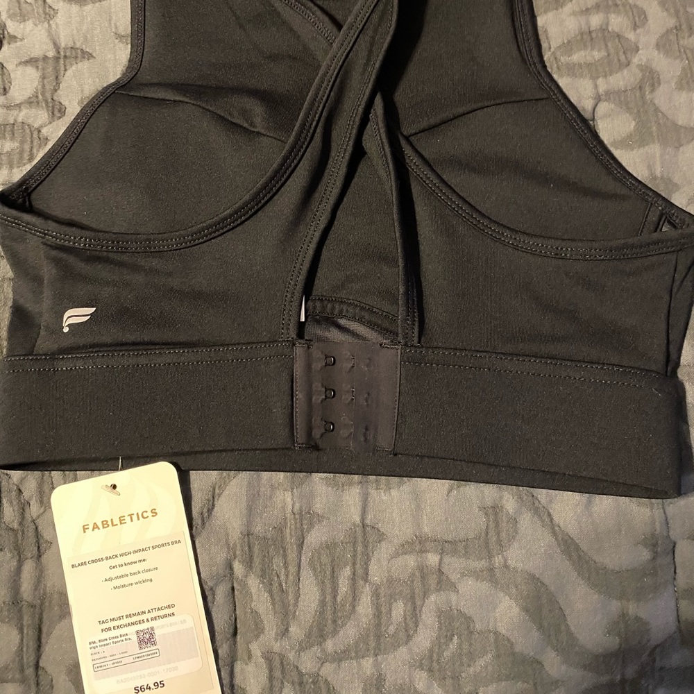 Fabletics Blare Cross-Back High-Impact Sports Bra - Picture 1 of 3